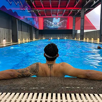 Best Swmming pool center me